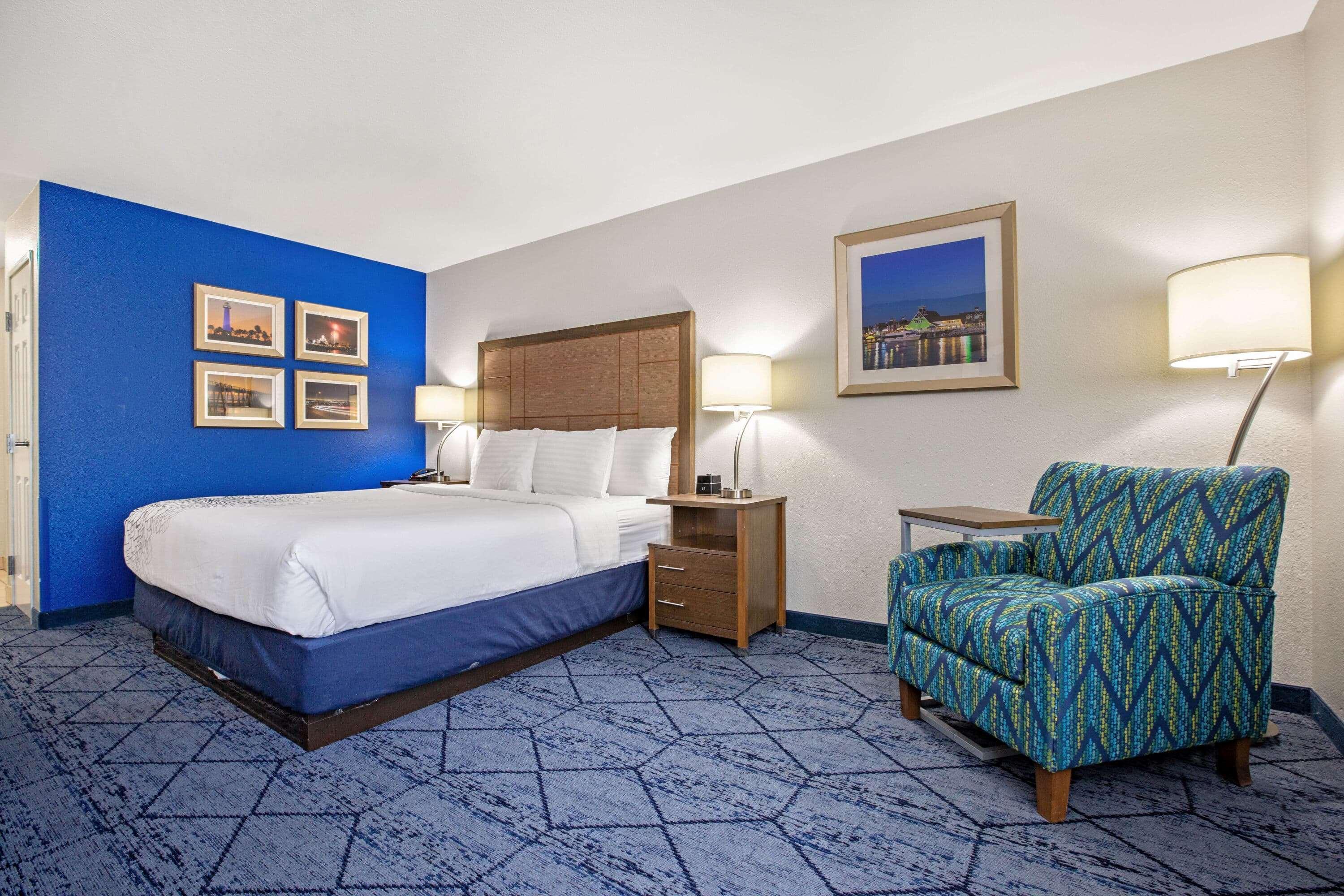 La Quinta By Wyndham Ne Long Beach/Cypress Hawaiian Gardens Exterior foto