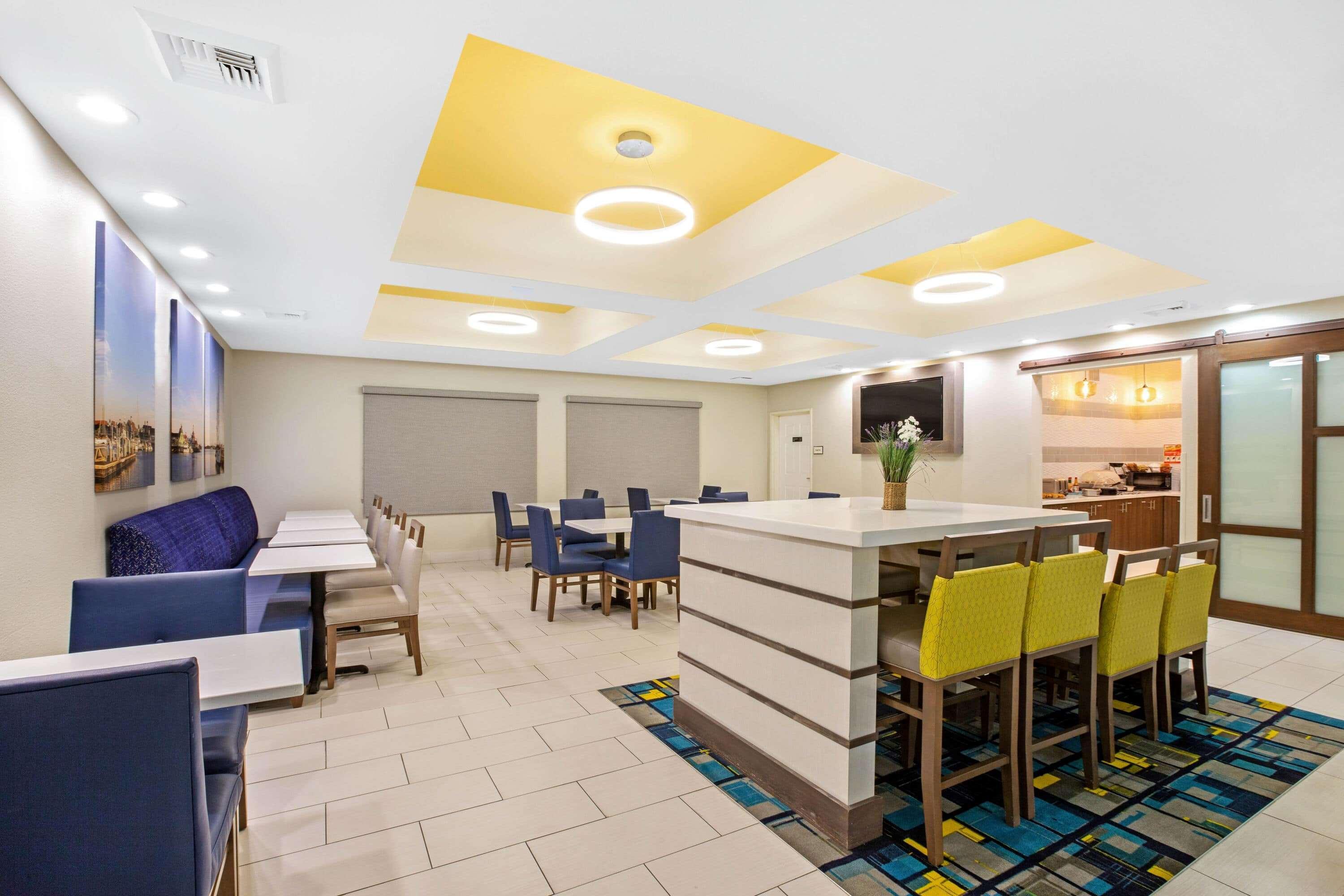 La Quinta By Wyndham Ne Long Beach/Cypress Hawaiian Gardens Exterior foto