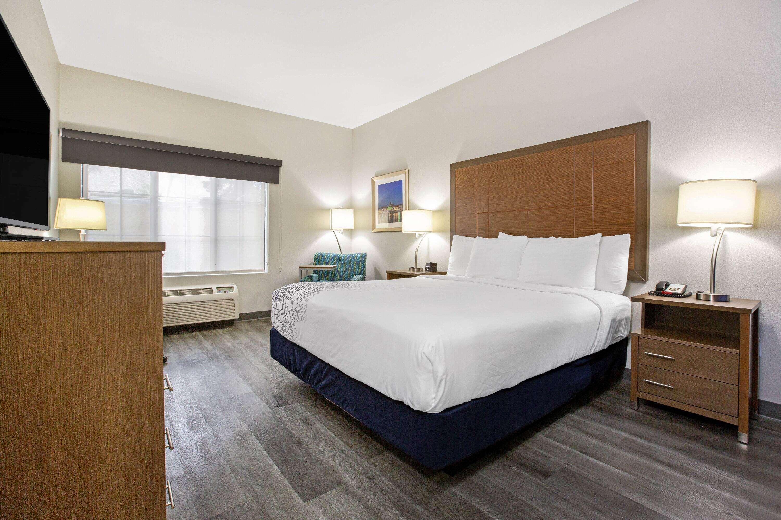 La Quinta By Wyndham Ne Long Beach/Cypress Hawaiian Gardens Exterior foto