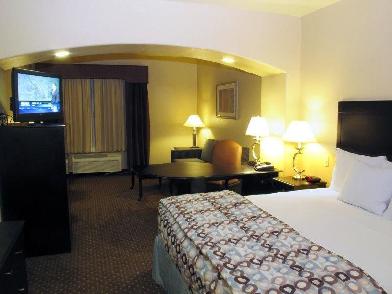 La Quinta By Wyndham Ne Long Beach/Cypress Hawaiian Gardens Zimmer foto