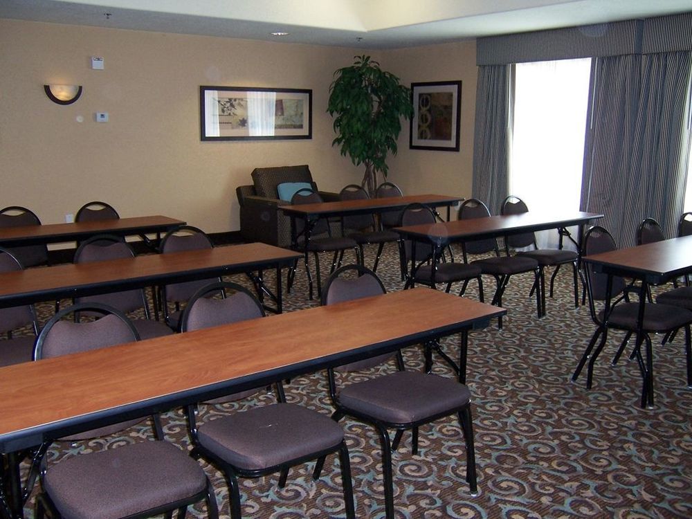La Quinta By Wyndham Ne Long Beach/Cypress Hawaiian Gardens Einrichtungen foto